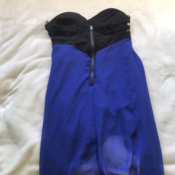 Float Dress - Picture 3 of 5